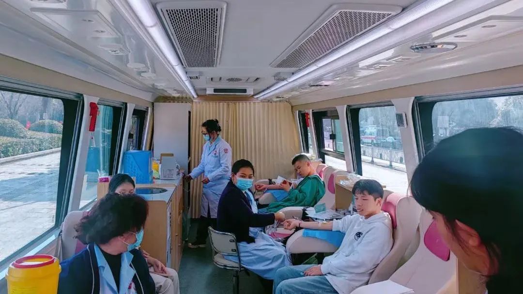 第十二届全国输血大会即将开幕 ，宇通纯电献血车邀您共筑“生命防线”！